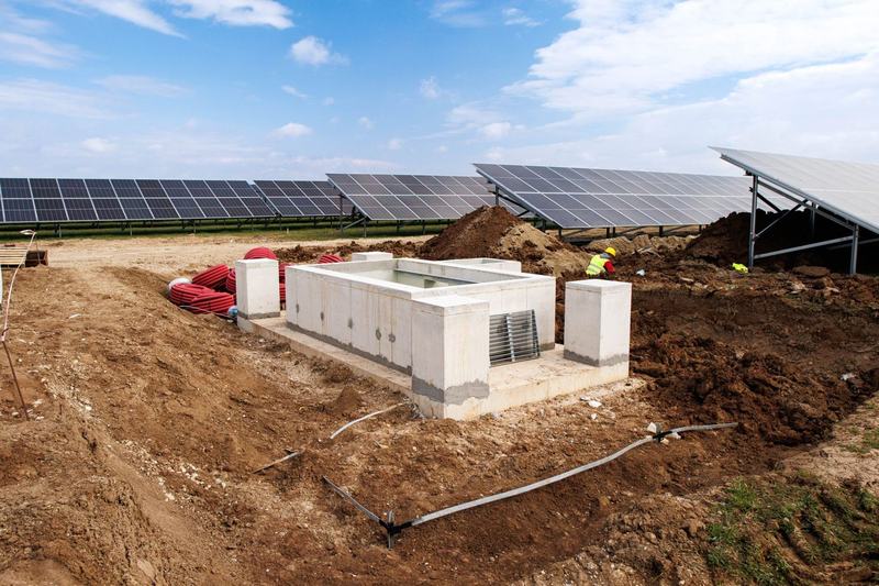 Post de transformare în construcție